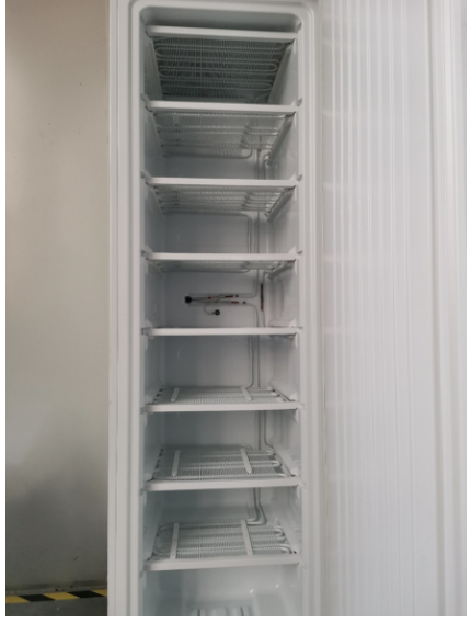  AUCMA -10~-30℃ Medical Freezer, Deep Vertical Freezer (DW-30L290)